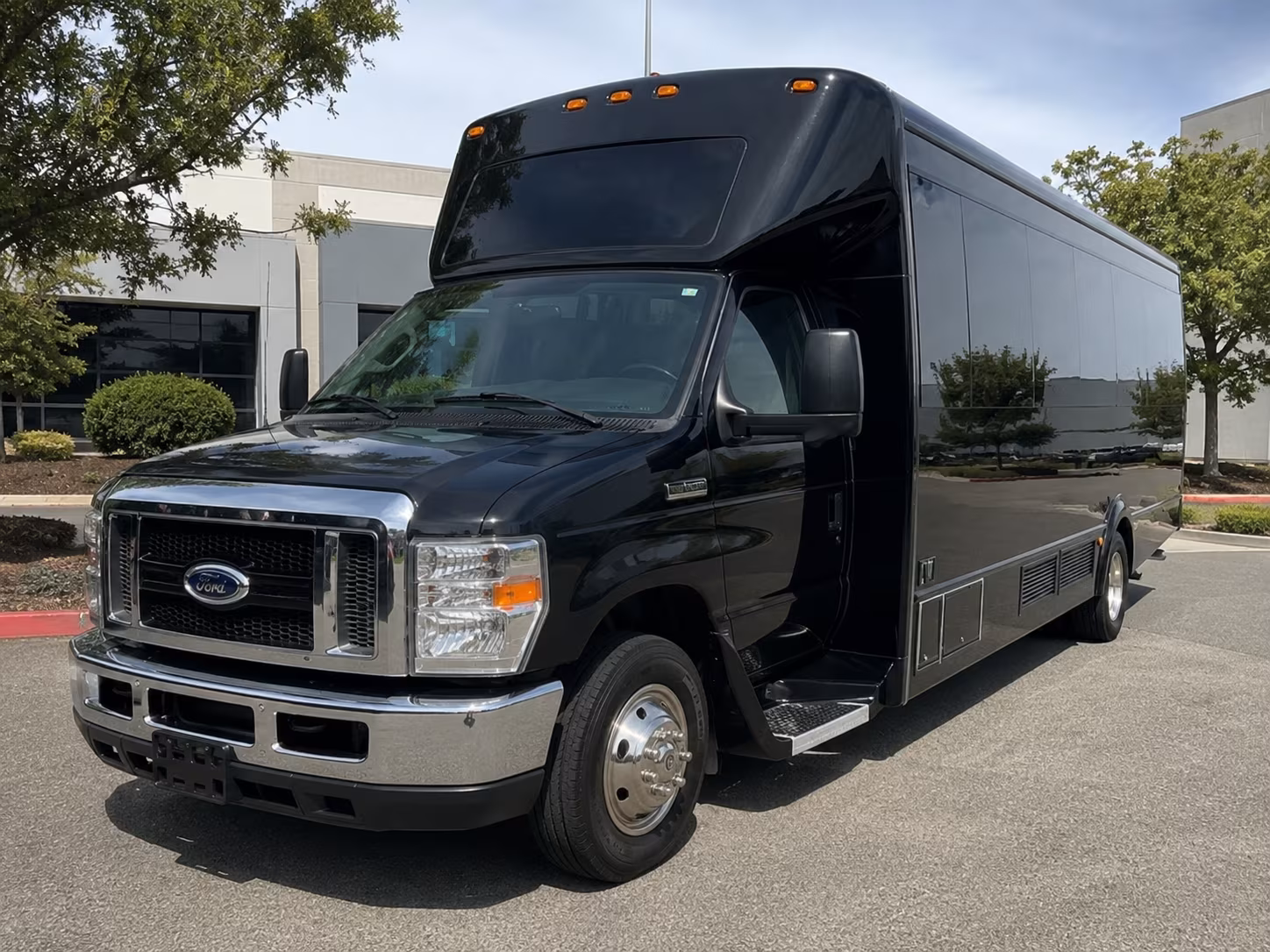 jersey city night out party bus rental