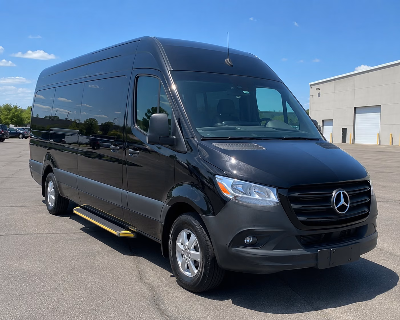 secure transportation for your next airport transfer 1