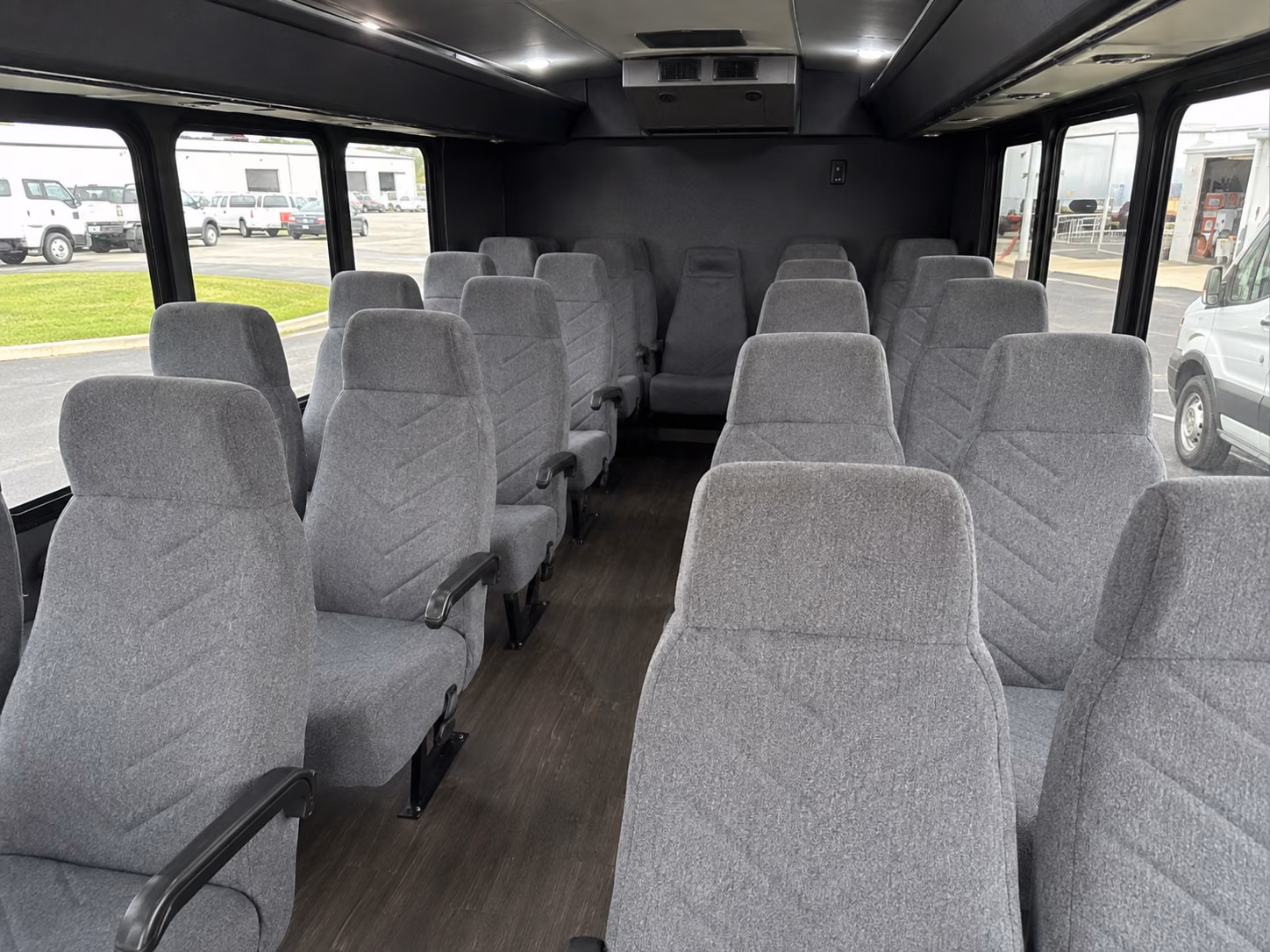 secure transportation for your next airport transfer 4