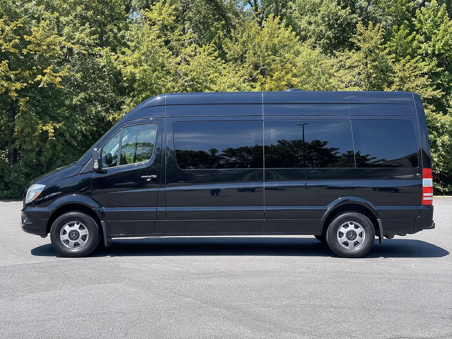 secure transportation for your next bachelor or bachelorette party 3