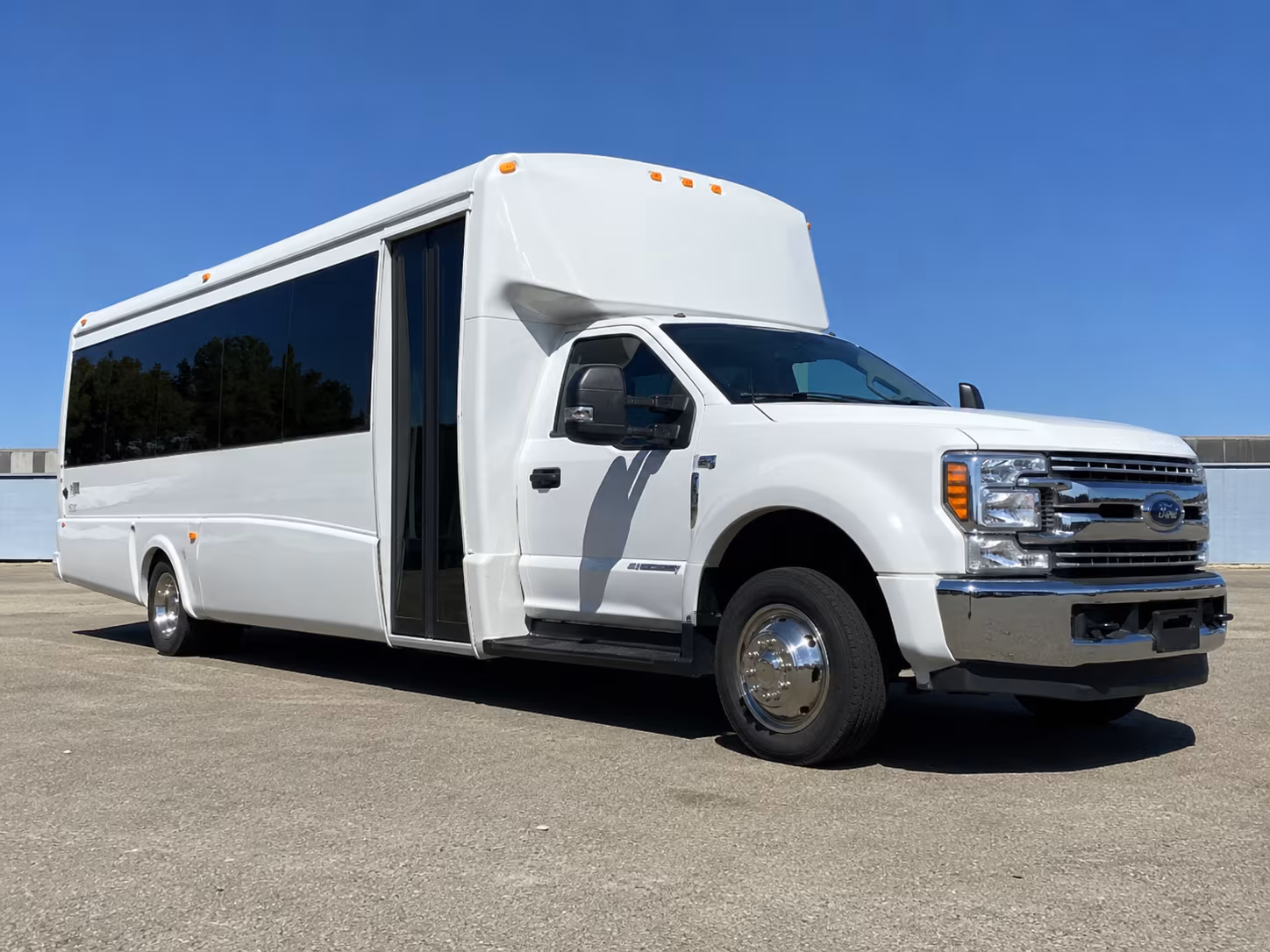 secure transportation for your next corporate event 3