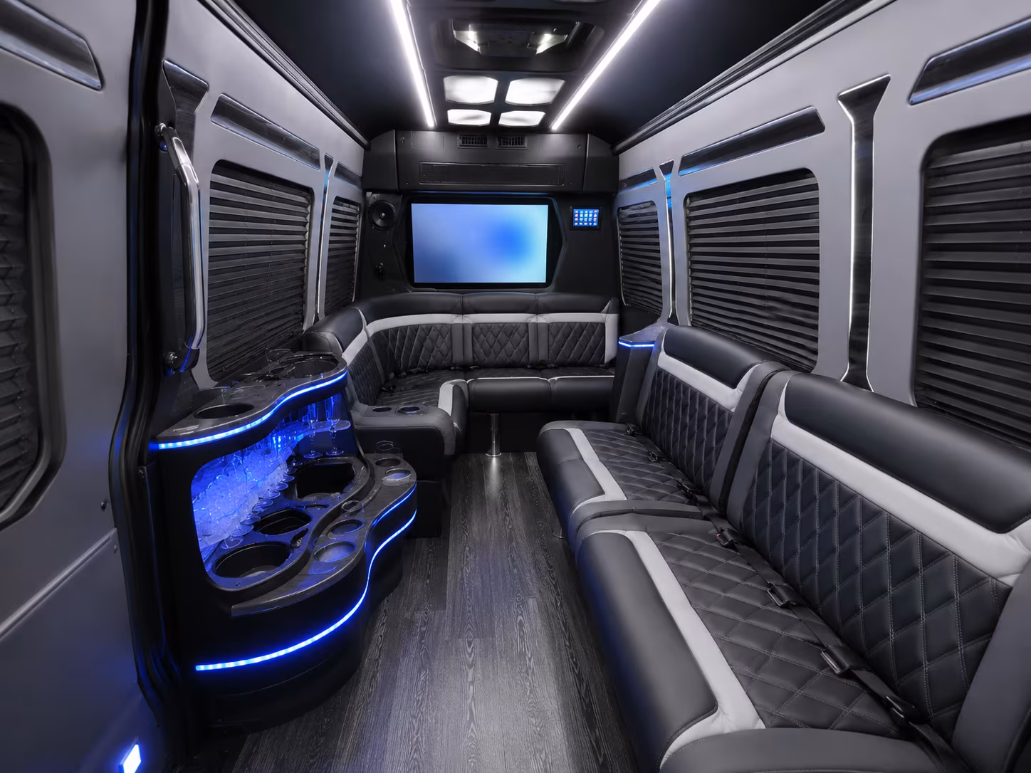 secure transportation for your next prom 2